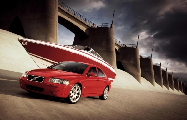 Photograph Nigel Harniman Volvo on One Eyeland